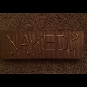Naked 3 Palette with brush