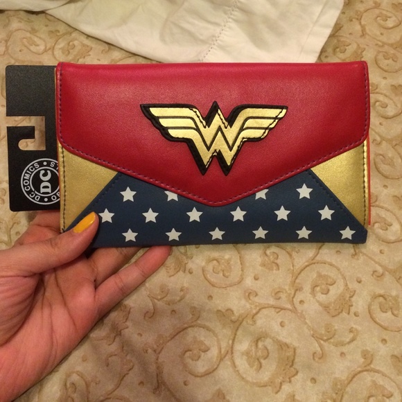 New Wonder Woman wallet.