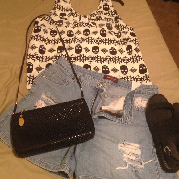 Skull blouse anyone? Light weight & flowy.