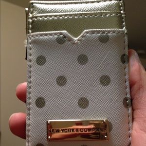 New York and company wallet