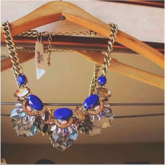 LOFT Statement Necklace