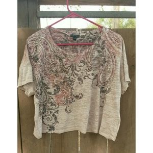 Neutral Colored Tee Shirt!