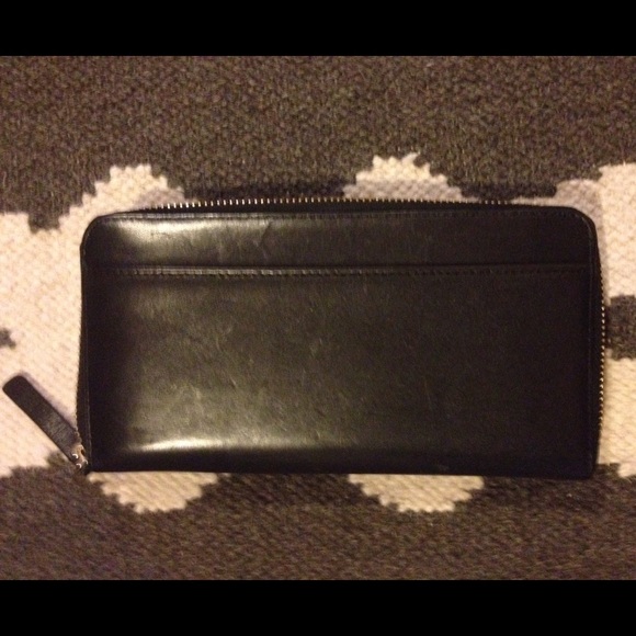 SOLD!! Black Kate Spade wallet - Picture 2 of 4