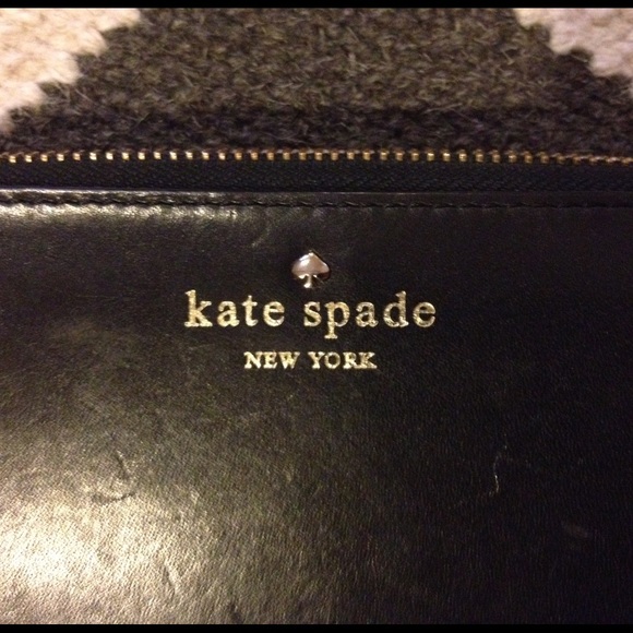 SOLD!! Black Kate Spade wallet - Picture 4 of 4