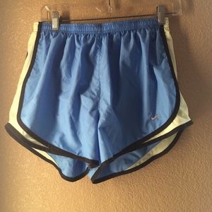 Bundle of 5 Nike Shorts Sz L