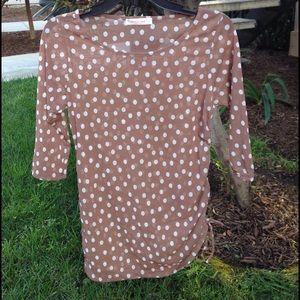 Brown lace top with white polka dots🍁
