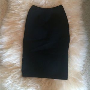 Aritzia babaton stretchy pencil skirt