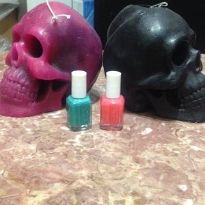 Essie  Sunday funday & naughty nautical