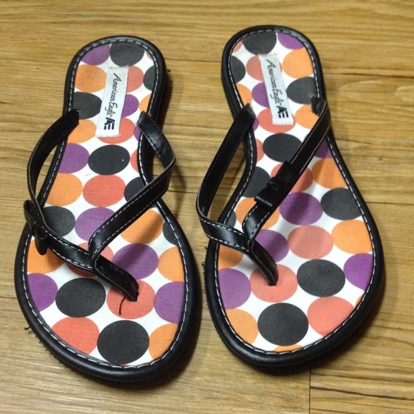 American Eagle Flip Flops