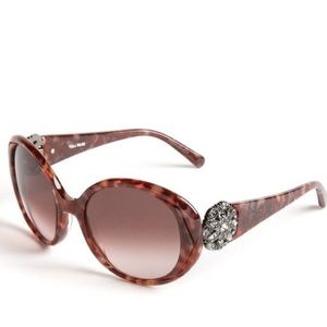 ✨NWT! Vera Wang" Aldora" Sunglasses!