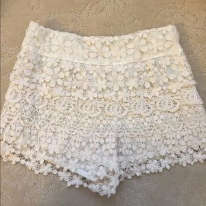Tobi Crochet Shorts S