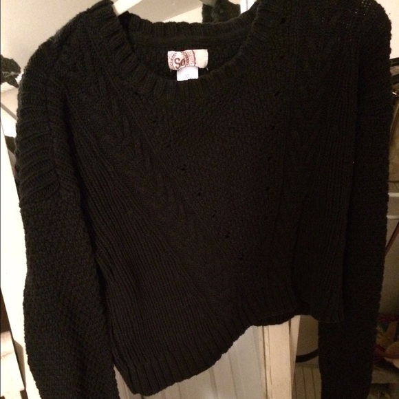 Cropped sweater - Picture 2 of 3