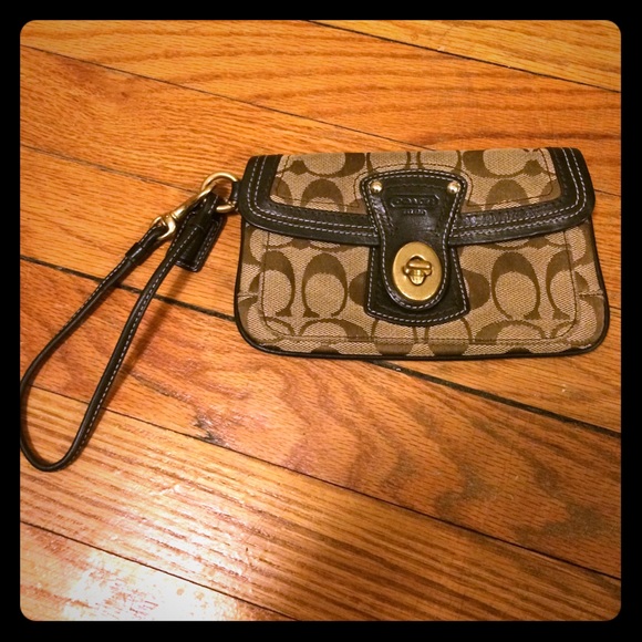 Coach wristlet