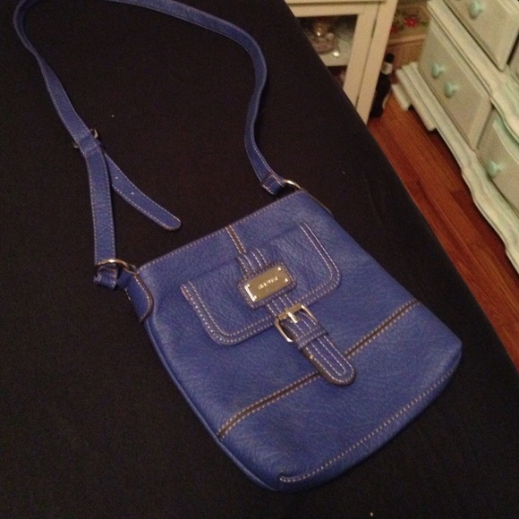 Nine West blue satchel