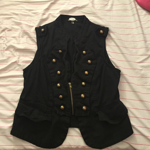 Black Zip Up Half Vest with Buttons
