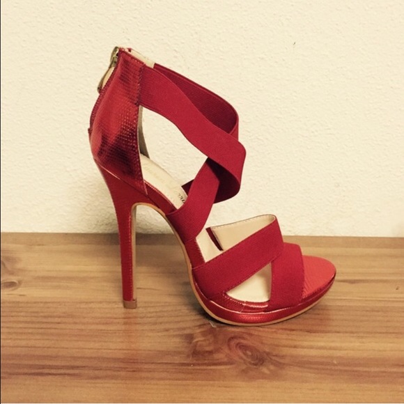Red cross elastic strap platform heels