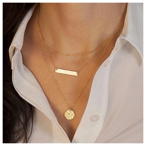 3 LAYERS NWOT NECKLACE