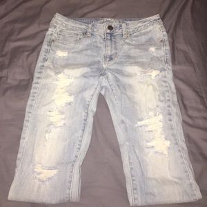 American Eagle Light Wash Skinny Jean