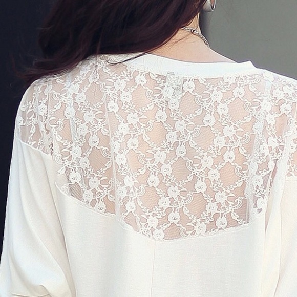 💛Black or white thin blouse with lace back - Picture 2 of 4