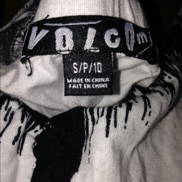 Volcom black and white sundress - Picture 3 of 3