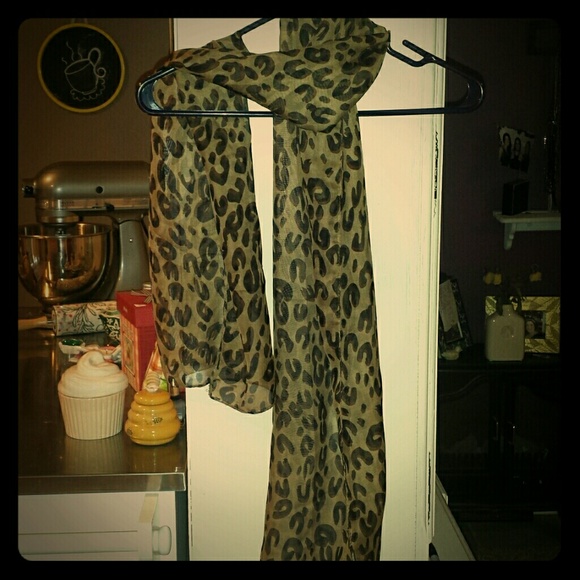 Sheer cheetah scarf