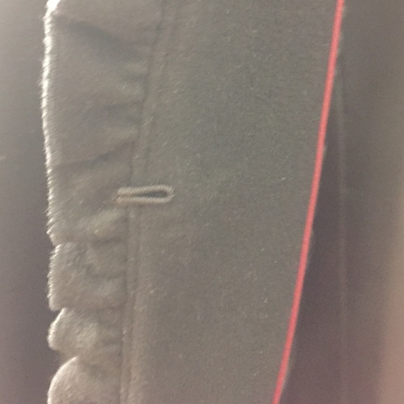 Black winter coat with ruffle trim details - Picture 3 of 4