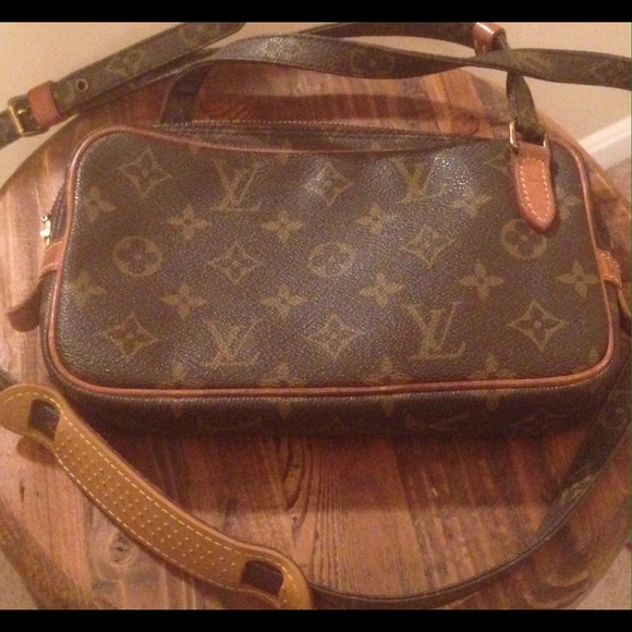 💁 {Authentic Louis Vuitton purse} 👜