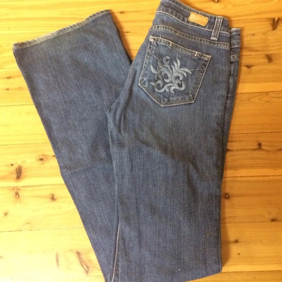 Paige premium denim size 27.