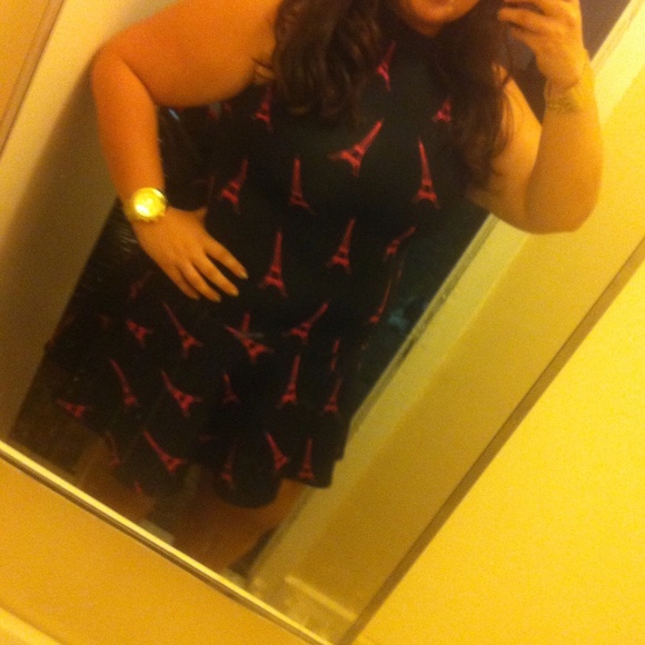 Fun n flirty 💜💘💜 Eiffel Tower print dress