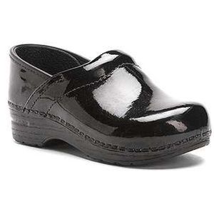 Patent leather Dansko