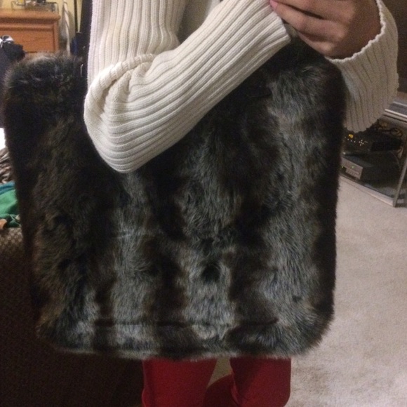 Handmade faux fur bag by C. Marie company in dc - Picture 1 of 2