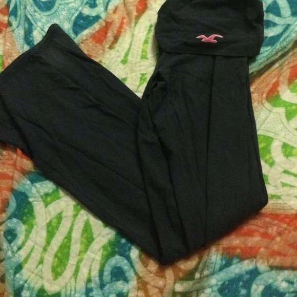 Dark navy Hollister yoga pants!