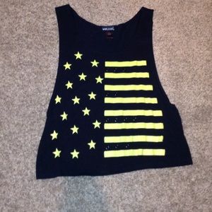 Flag tank top. Yellow and black flag🐝