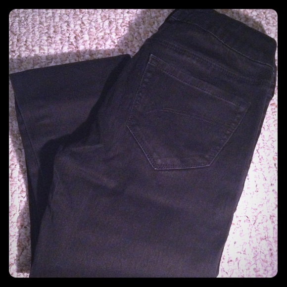 Bullhead, NEVER WORN, black jeans