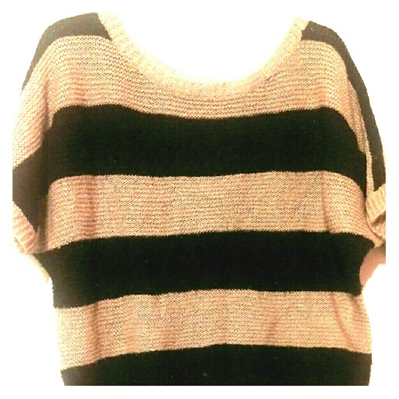 Short sleeve sweater XXI