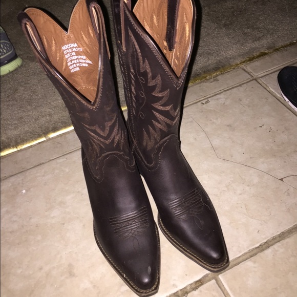 Nocana Cowboys boots, dark brown, size 6