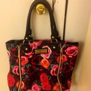 Betsy handbags