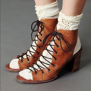 Free People x JeffreyCampbell minimal lace up heel