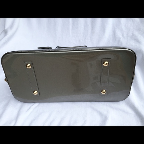 💋SOLD💋LOUIS VUITTON ALMA MM RARE COLOR - Picture 4 of 4