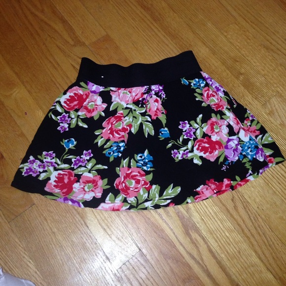 SOLD - Picture 2 of 4