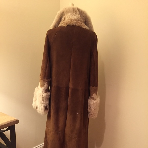 Shearling coat✨ - Picture 2 of 4