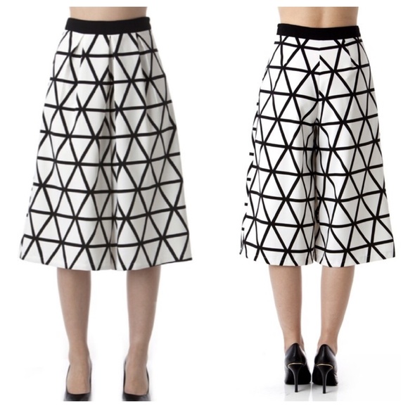 White black printed wide leg palazzo gaucho pants