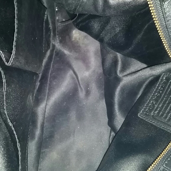 *COACH BLACK LEATHER HANDBAG* - Picture 3 of 4