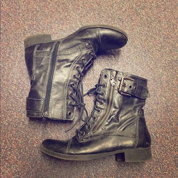 Guess Combat Boots