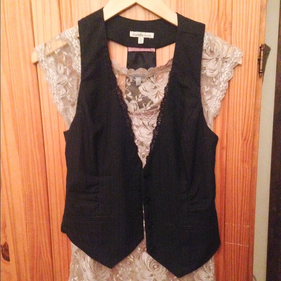 Black vest