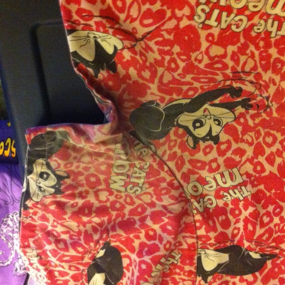 Scrub top - Picture 2 of 3