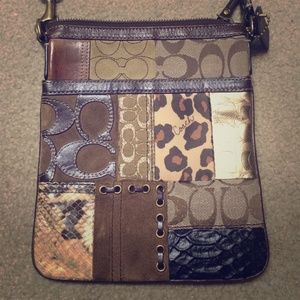 Over the shoulder Coach purse!!!