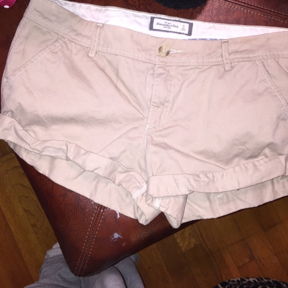 Khaki a&f shorts