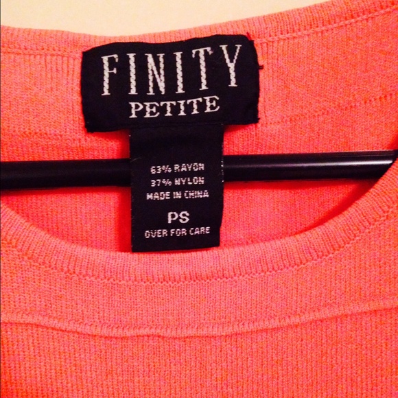🍒2 for 9🍒Coral tank top - Picture 1 of 2