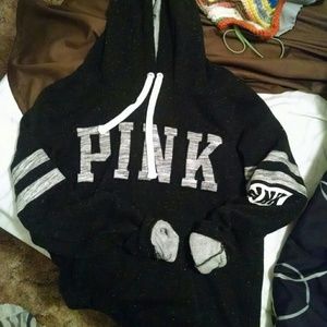 Black and gray sweatshirt